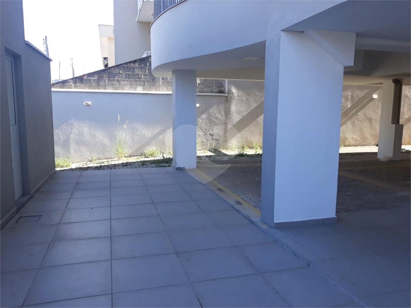 Apartamento à venda ou para alugar com 2 quartos, sendo 1 suíte,  em Jardim Flórida, São Roque, SP