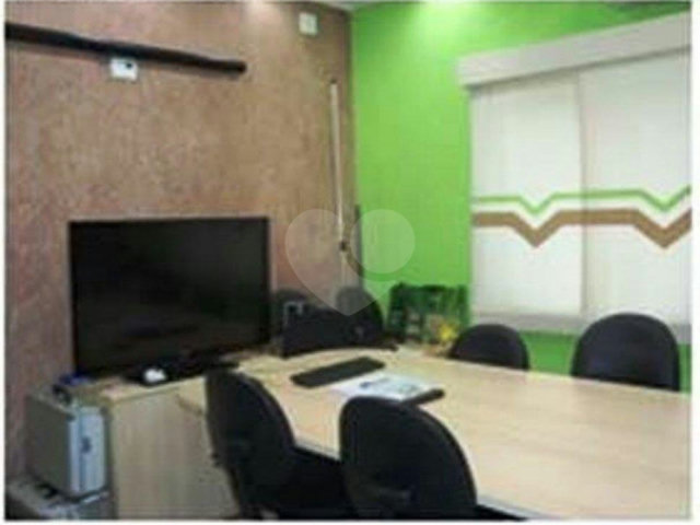 Sobrado à venda com 1 quarto em Vila Medeiros, São Paulo, SP