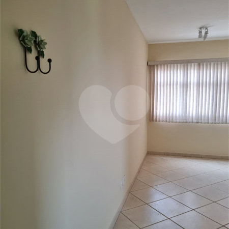 Apartamento no Condomínio Monte Verde.
