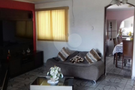 Sobrado à venda com 3 quartos em Vila Maria Alta, São Paulo, SP