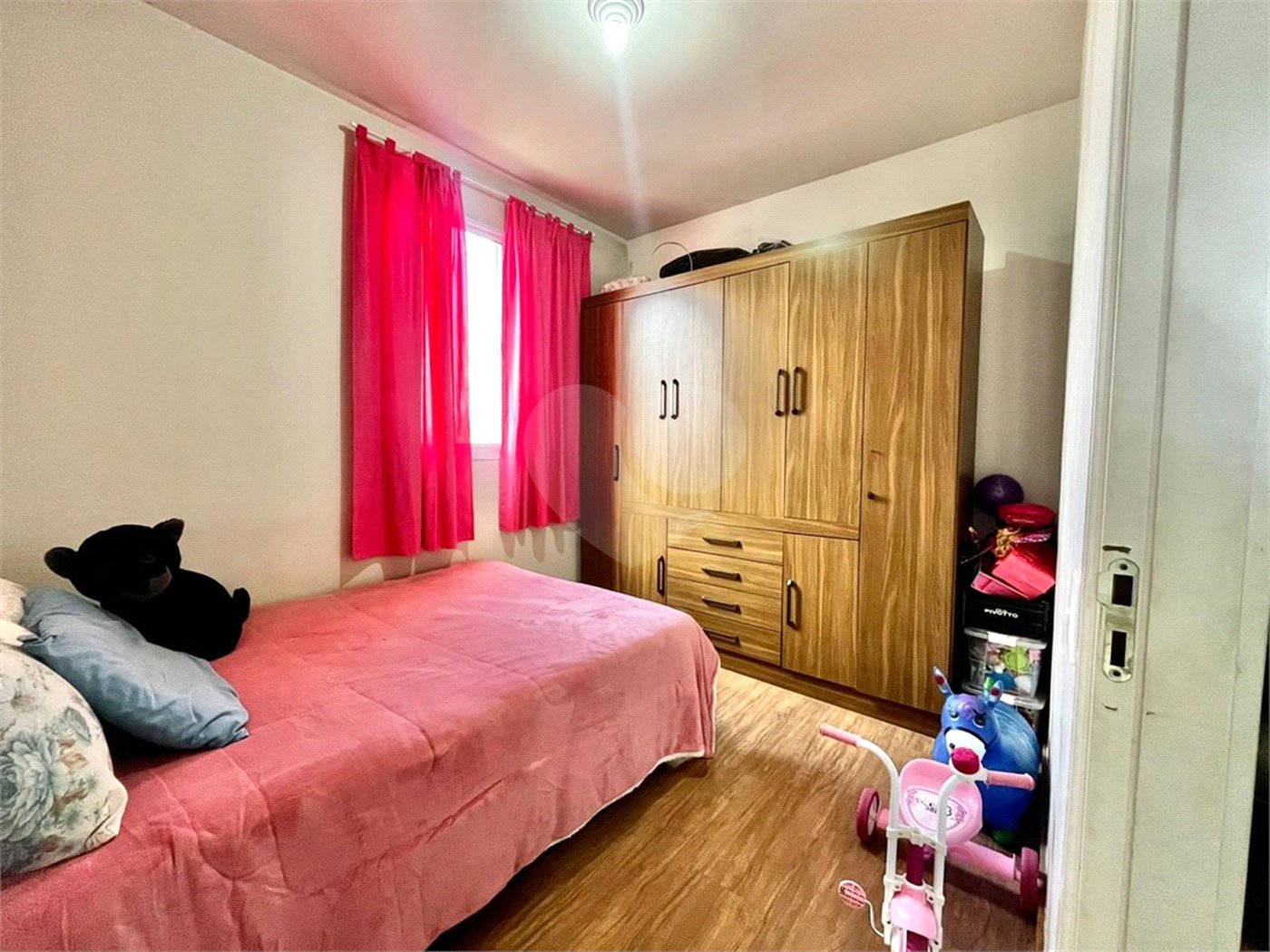 Casa à venda com 2 quartos, sendo 1 suíte,  no condomínio Residencial Jasmin, Itapetininga - SP
