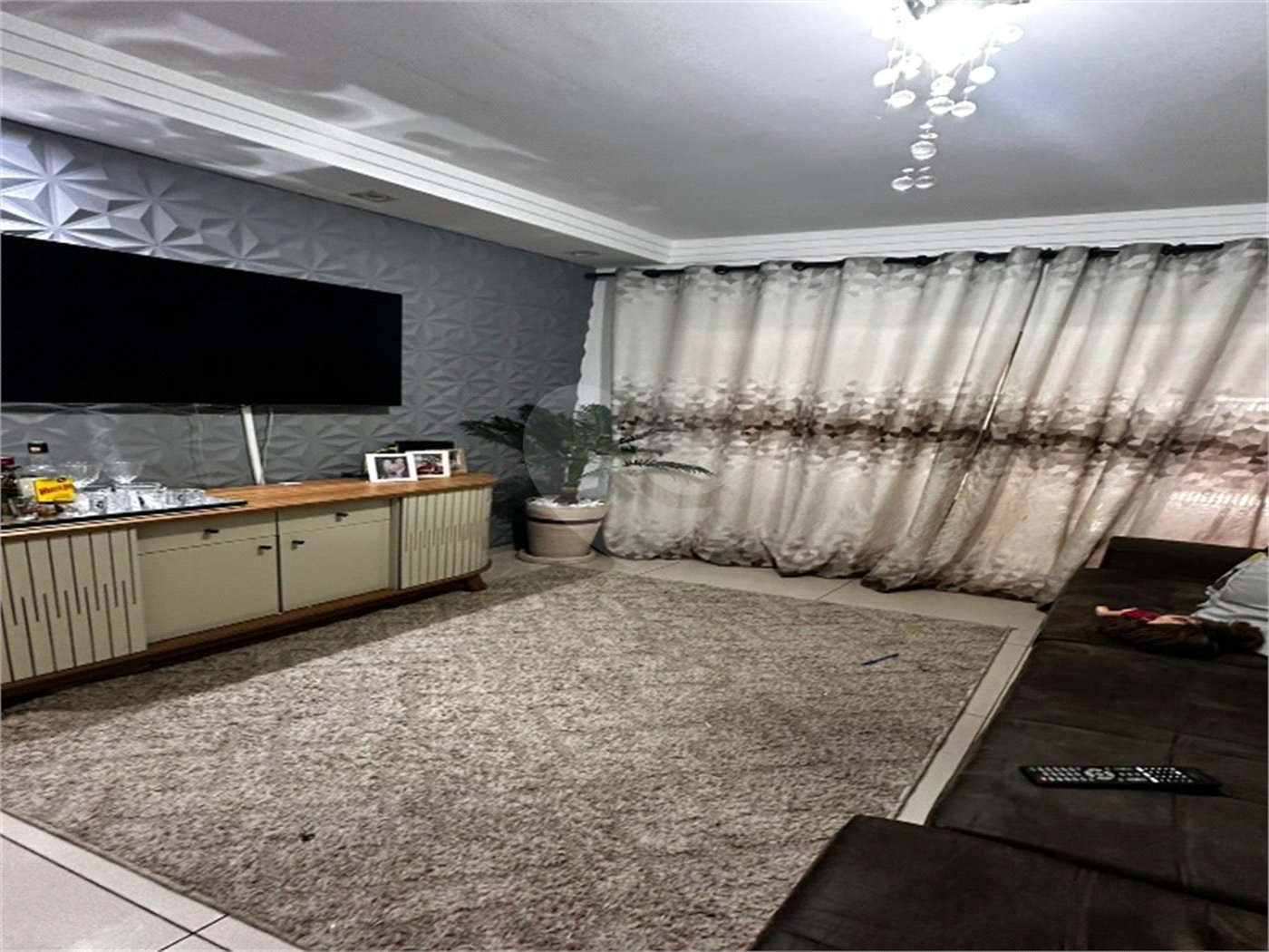 Sobrado à venda com 3 quartos, sendo 1 suíte, em Jardim Camila, Sorocaba, SP