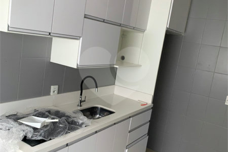 Apartamento à venda com 2 quartos em Bairro das Brotas, Atibaia, SP
