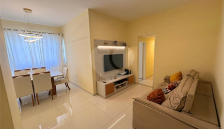Apartamento à venda com 3 quartos, sendo 1 suíte,  em Lagoa, Rio de Janeiro, RJ