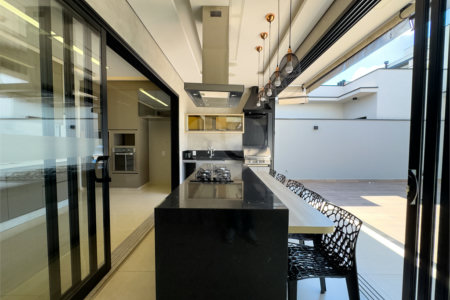 Casa à venda com 3 quartos, sendo 2 suítes, no condomínio Jardim Residencial Dona Maria José, Indaiatuba - SP