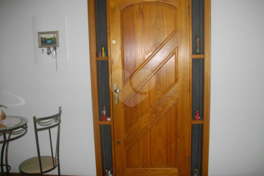Sobrado à venda com 3 quartos, sendo 1 suíte, em Vila Nova Cachoeirinha, São Paulo, SP