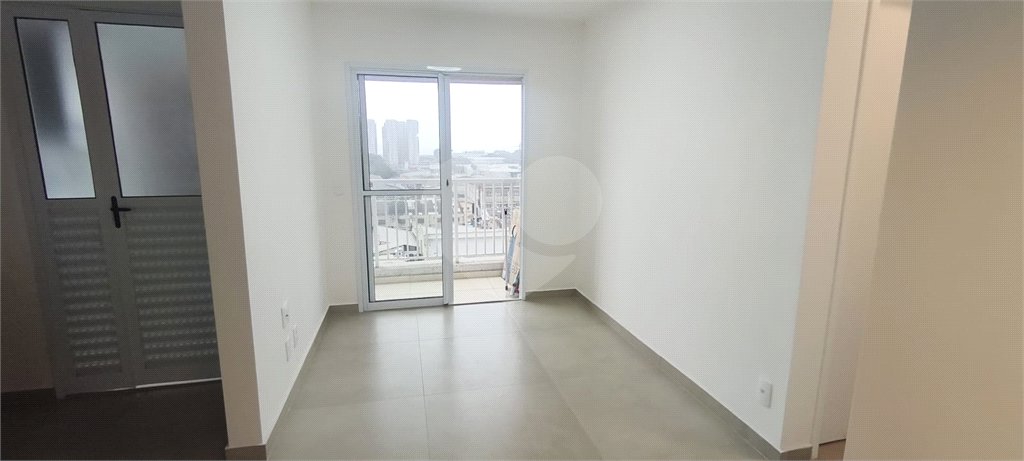 Apartamento à venda ou para alugar com 2 quartos em Vila das Bandeiras, Guarulhos, SP