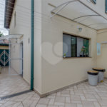 Sobrado à venda com 4 quartos, sendo 1 suíte, em Alto da Boa Vista, São Paulo, SP