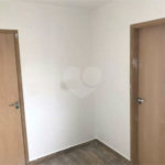 Casa à venda com 2 suítes no condomínio Residence Adelina, São Paulo - SP