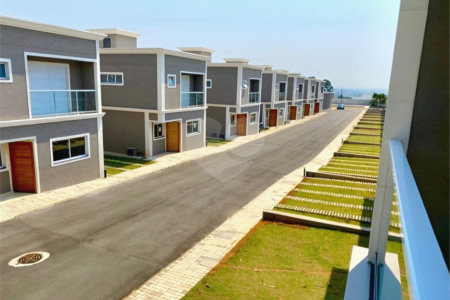 Casa à venda com 2 suítes no condomínio Renaissence Clube, Suzano - SP