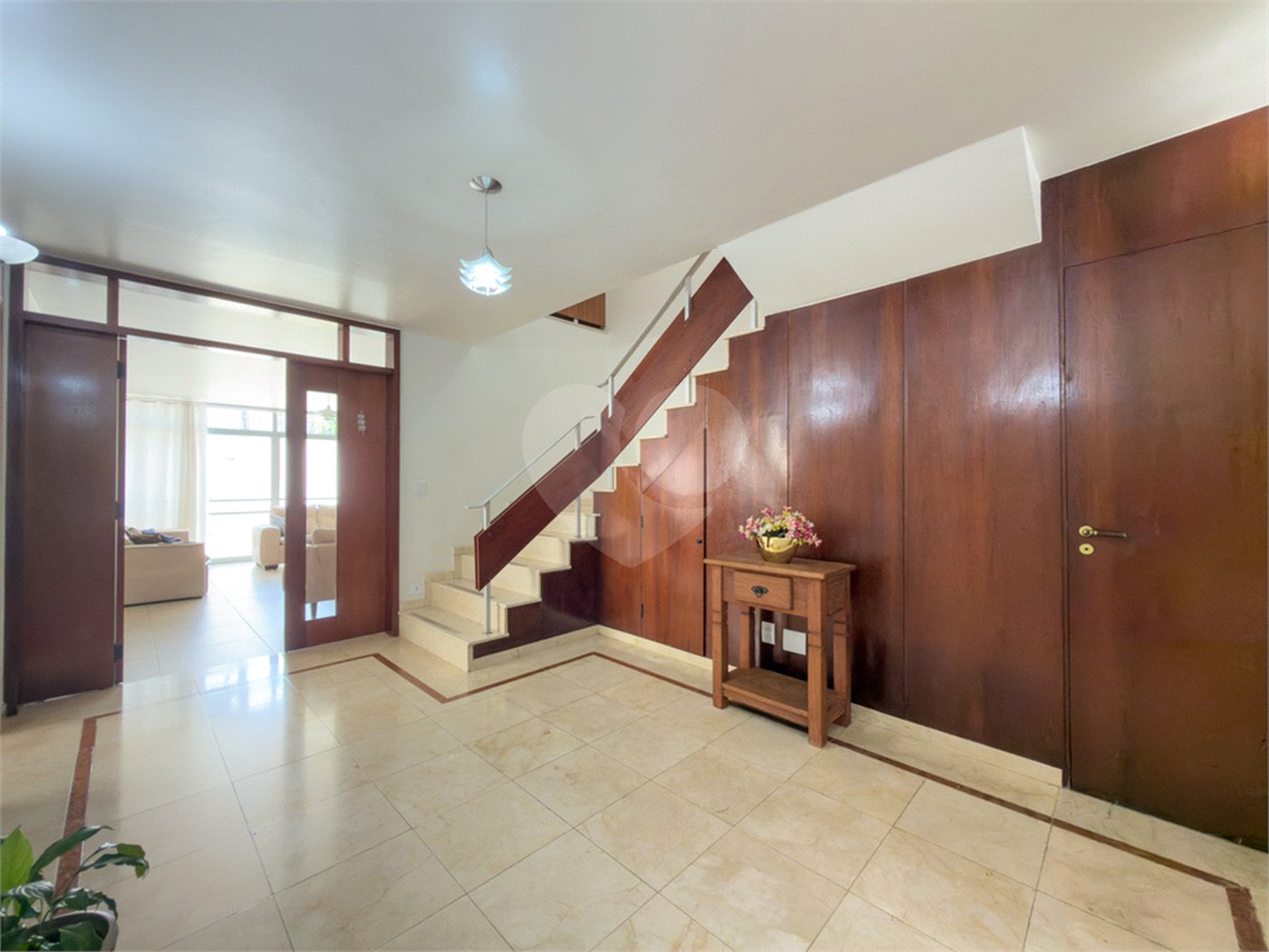 Casa de Vila à venda com 3 quartos, sendo 1 suíte, em Indianópolis, São Paulo, SP