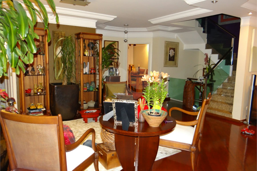 Casa à venda com 4 suítes em Jardim Floresta, São Paulo, SP