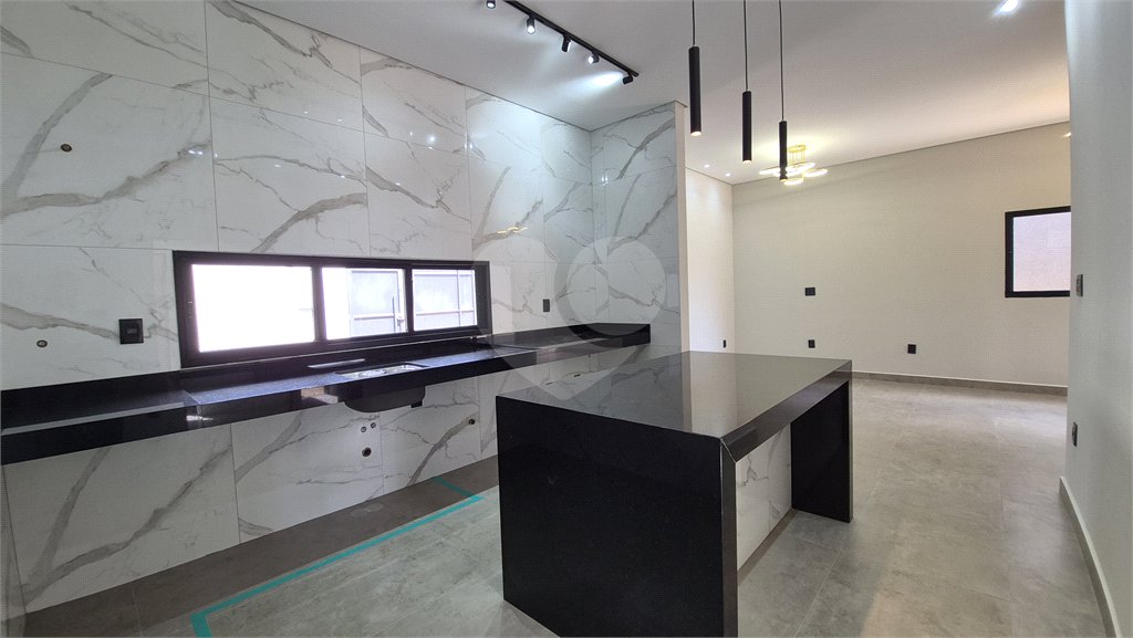 Casa à venda com 3 quartos, sendo 1 suíte, em Parque dos Lagos, Ribeirão Preto, SP