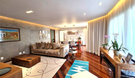 Apartamento à venda com 4 quartos, sendo 2 suítes,  em Alto da Boa Vista, São Paulo, SP