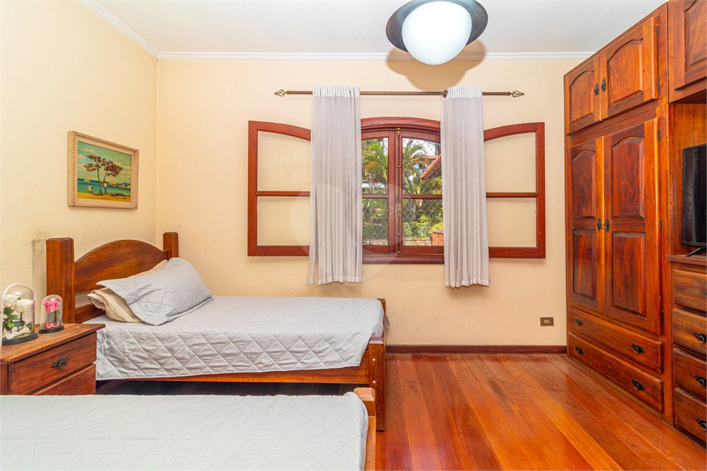 Casa à venda com 4 suítes em Jardim Marajoara, São Paulo, SP