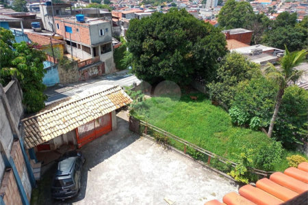 Casa à venda com 5 quartos, sendo 3 suítes,  em Parque Arariba, São Paulo, SP