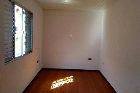 Casa à venda com 3 quartos em Jardim Gilda Maria, São Paulo, SP