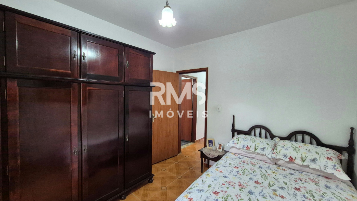 Casa à venda com 4 quartos, sendo 1 suíte,  em Villarejo Sopé da Serra (Vilarejo), Cabreúva, SP