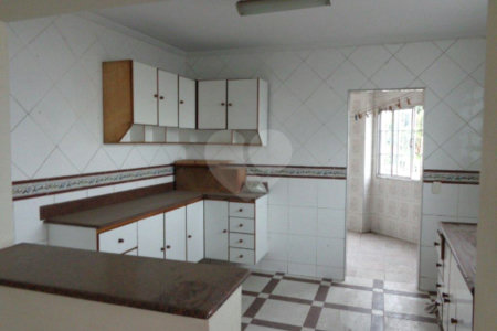 Casa à venda com 3 suítes no condomínio Dracena, São Paulo - SP