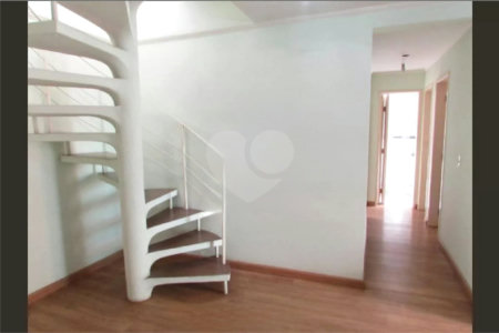 Cobertura à venda com 3 quartos, sendo 1 suíte, em Paraisópolis, São Paulo, SP