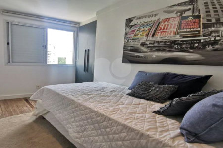 Apartamento à venda com 2 quartos em Parque Reboucas, São Paulo, SP