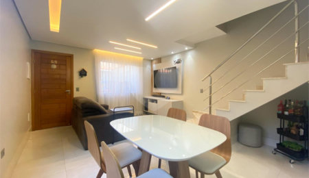 Sobrado à venda com 3 quartos, sendo 1 suíte,  em Vila Nivi, São Paulo, SP