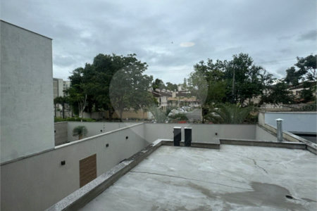 Casa à venda com 5 quartos, sendo 4 suítes, no condomínio Grand Park, Rio de Janeiro - RJ