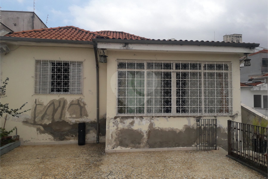 Casa à venda com 4 quartos, sendo 2 suítes, em Santana, São Paulo, SP
