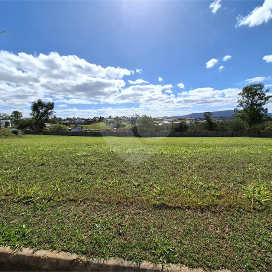 Terreno à venda no condomínio Village Saint Charbel, Araçoiaba da Serra - SP