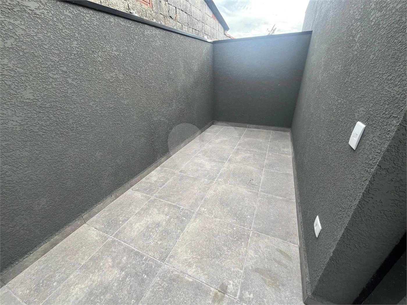 Casa à venda com 2 quartos, sendo 1 suíte,  no Centro, Bom Jesus dos Perdões, SP
