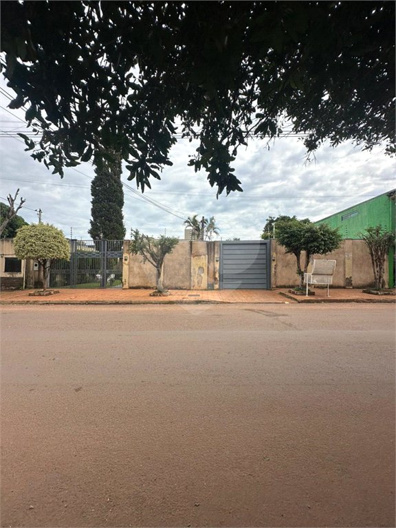 Casa à venda com 6 suítes em Pedro Juan Caballero, Amambay