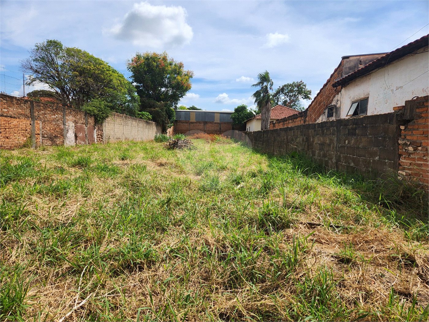 Terreno à venda em Jardim Quitandinha, Araraquara, SP