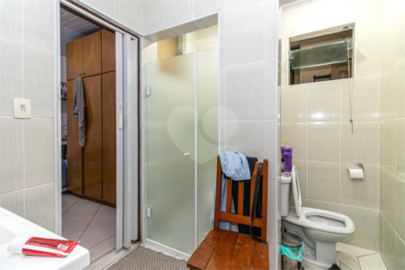 Casa Térrea à venda com 9 quartos, sendo 3 suítes, em Vila Romana, São Paulo, SP