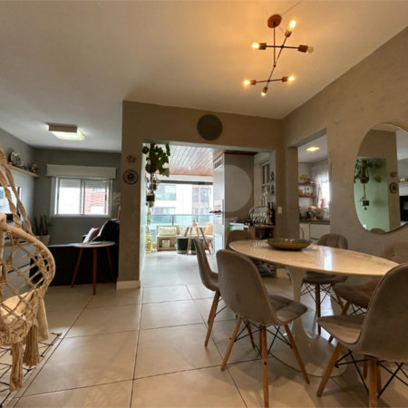 Apartamento à venda com 2 quartos, sendo 1 suíte,  em Jardim Caravelas, São Paulo, SP