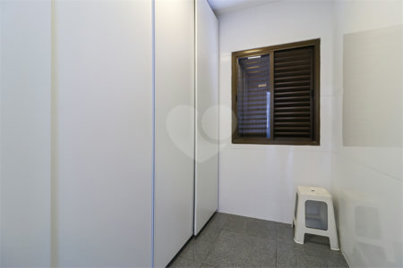 Apartamento à venda com 3 suítes em Cidade Monções, São Paulo, SP