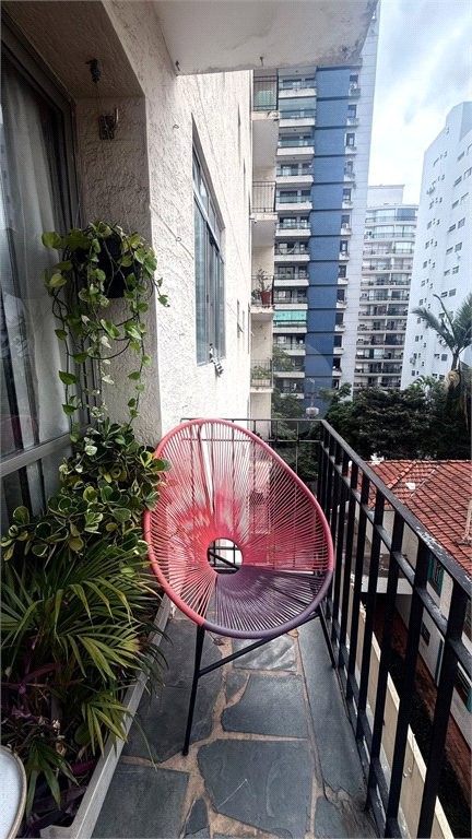 Cobertura à venda com 3 quartos, sendo 1 suíte, em Vila Olímpia, São Paulo, SP