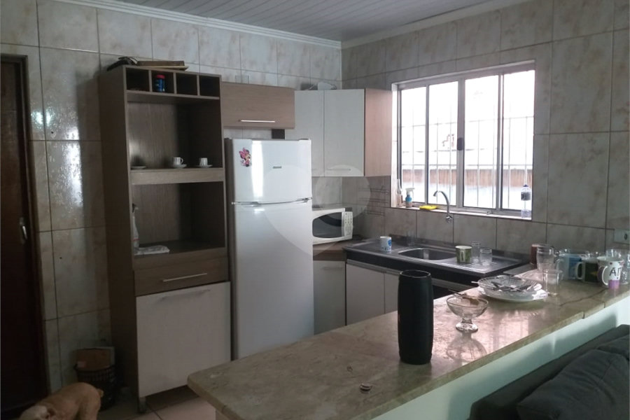 Sobrado à venda com 5 quartos no Brasilândia, São Paulo, SP