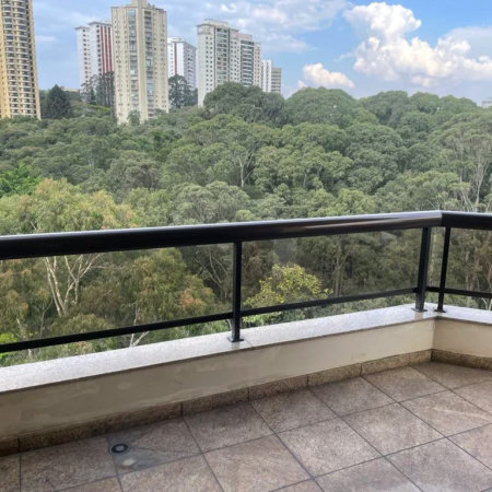 Apartamento à venda com 4 suítes em Vila Suzana, São Paulo, SP