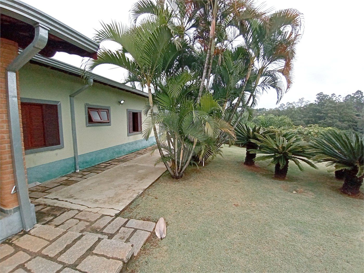 Casa à venda com 4 suítes no condomínio Estância Marambaia, Vinhedo - SP