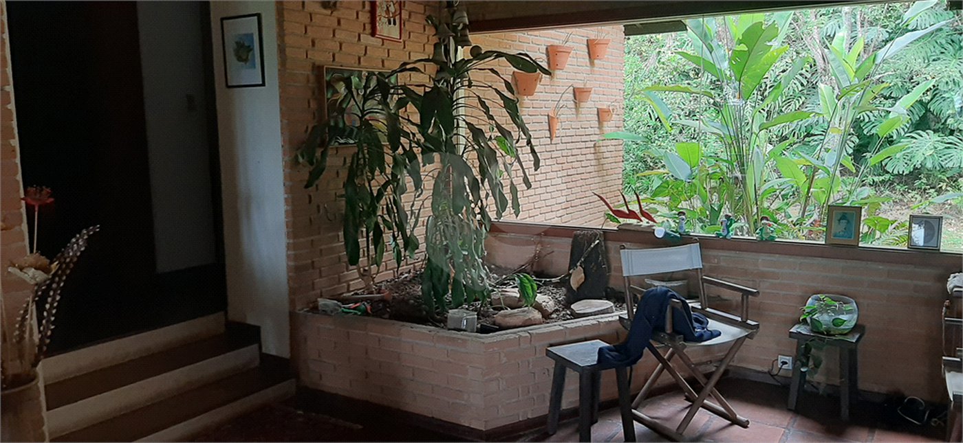 Casa Térrea à venda com 4 quartos, sendo 2 suítes, em Serra da Cantareira, Mairiporã, SP