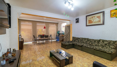 Casa à venda com 3 quartos, sendo 1 suíte,  em Santo Amaro, São Paulo, SP