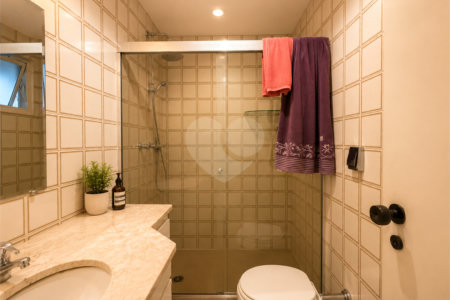 Apartamento à venda com 3 quartos, sendo 1 suíte, em Jardim Marajoara, São Paulo, SP