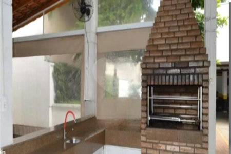 Apartamento à venda com 2 quartos em Cambuci, São Paulo, SP