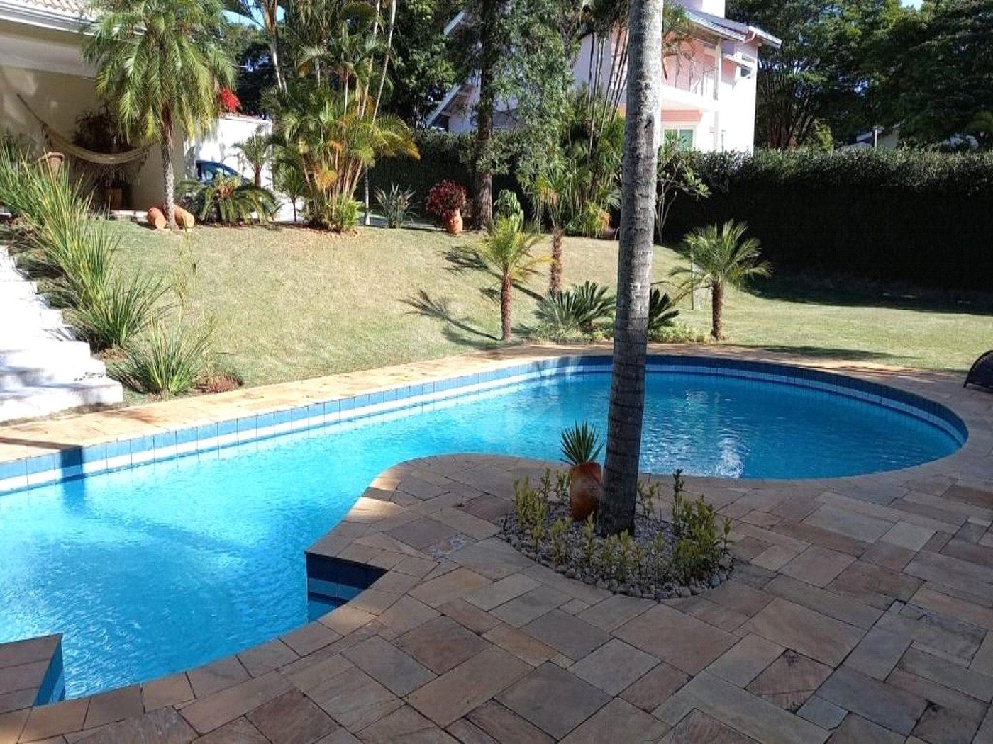 Casa à venda com 3 quartos, sendo 1 suíte,  em Bosque, Vinhedo, SP