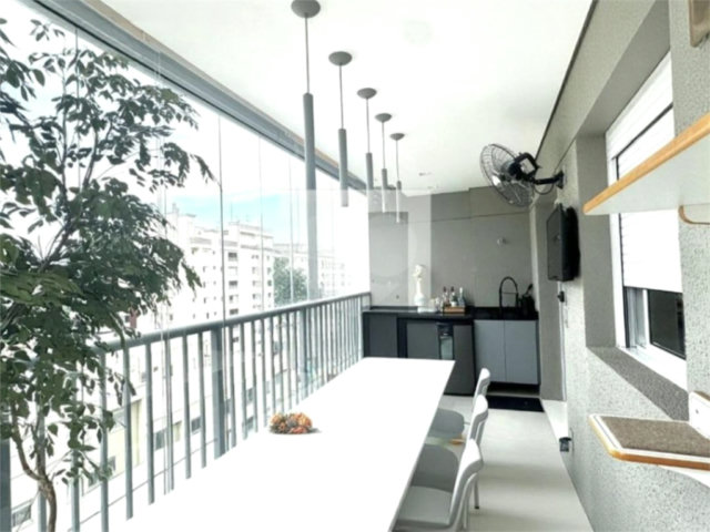 Apartamento à venda com 2 quartos, sendo 1 suíte,  em Brooklin, São Paulo, SP