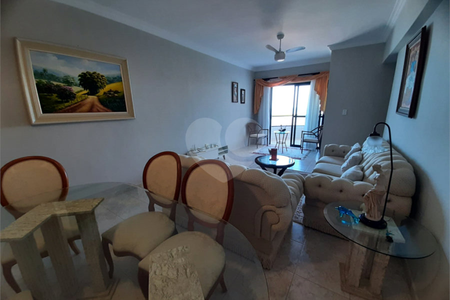 Apartamento à venda com 2 quartos, sendo 1 suíte, em Vera Cruz, Mongaguá, SP