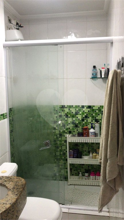 Casa à venda com 3 quartos, sendo 1 suíte,  no condomínio Felipe, São Paulo - SP