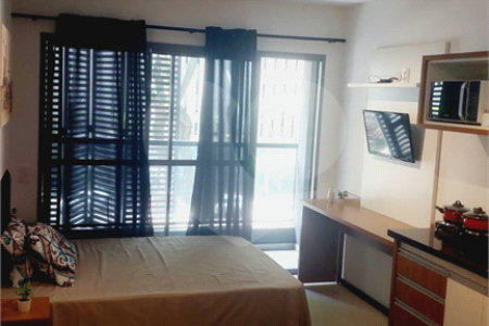 Studio com 27,61 m² a venda na Consolação com sacada