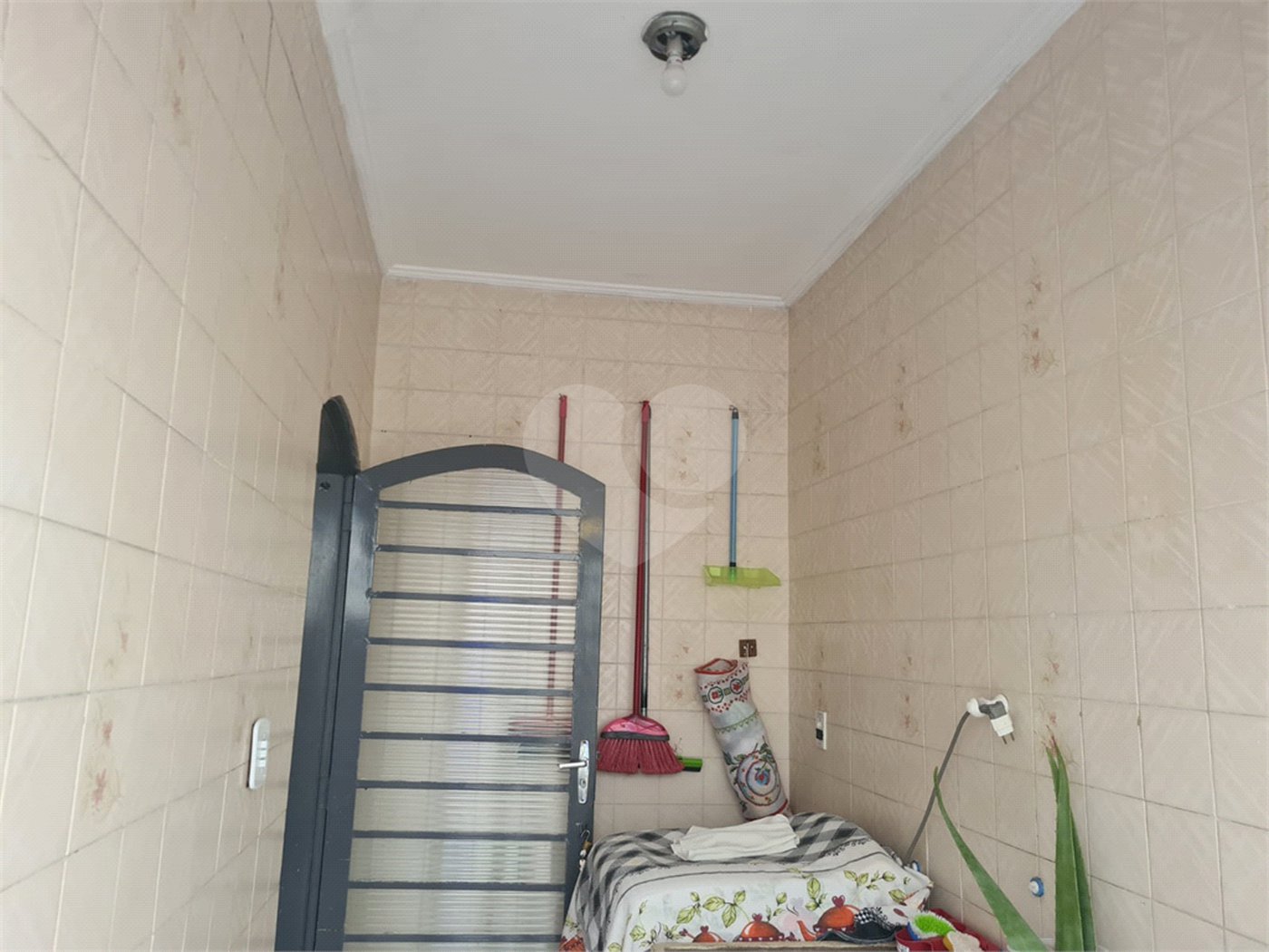 Casa térrea para venda.