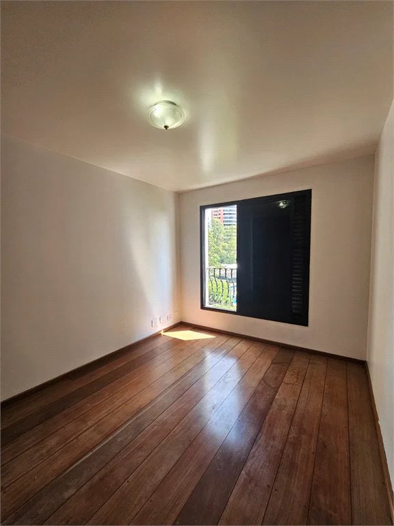 Apartamento à venda com 4 quartos, sendo 2 suítes, em Jardim Parque Morumbi, São Paulo, SP
